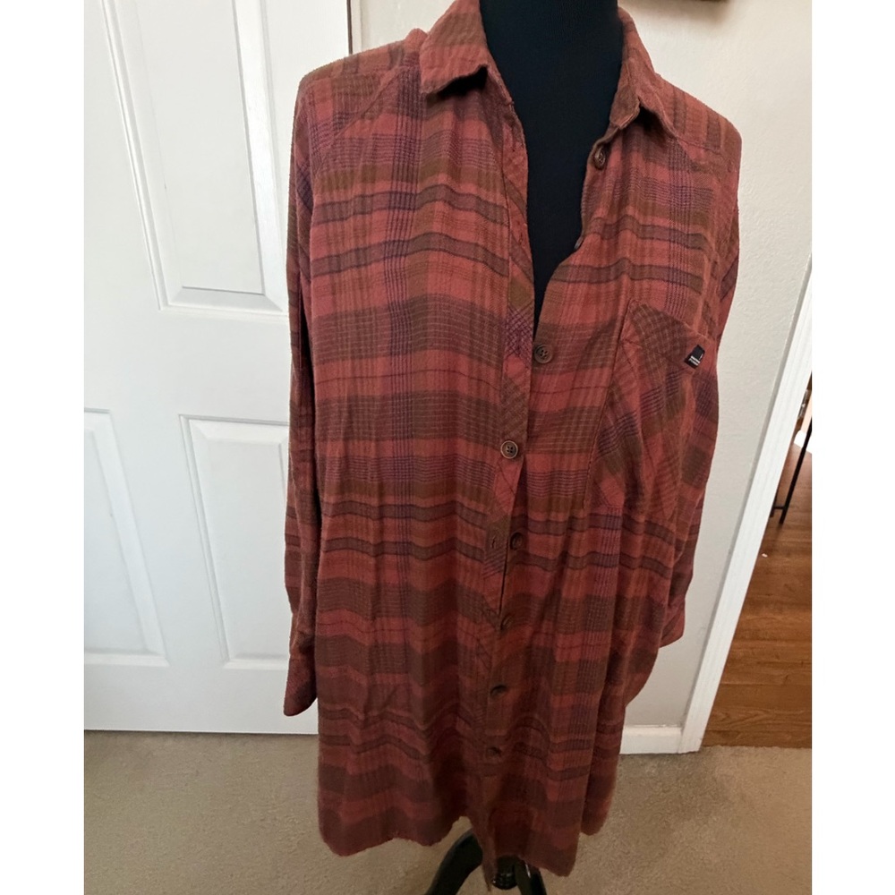 BDG Rust Plaid Long-Sleeve Button down can be worn open as a duster
